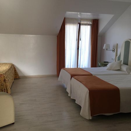 Hotel Valle De Cabezon Cabezón de la Sal Стая снимка